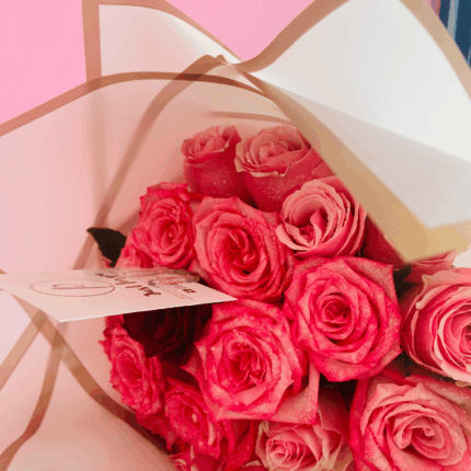 Luxury Bouquet of 20 Roses