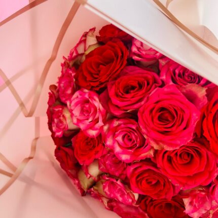Luxury Bouquet of 30 Roses